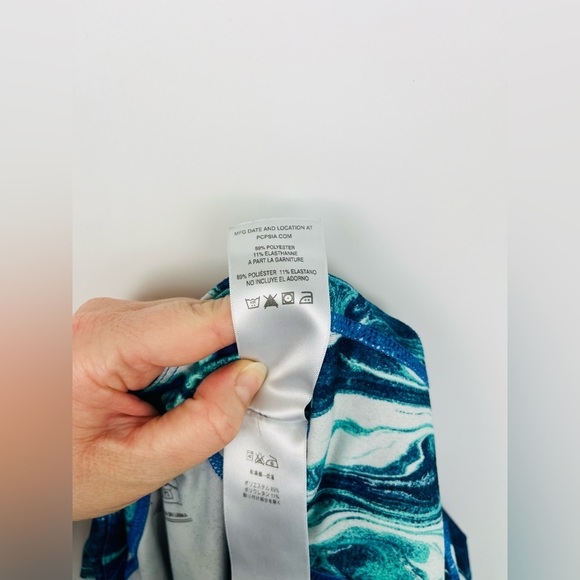 Patagonia Women’s Worn Wear Centered Rights Blue Tie Dye - Picture 6 of 8